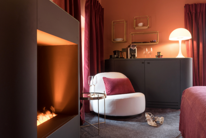 Hotel-design-MiHotel-Suite-amarante